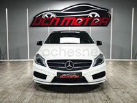 Usado Mercedes A200 AMG line 136 CV (100 kW) 2015 Blanco Berlina