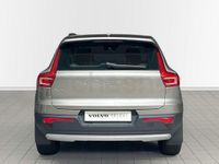 Usado Volvo XC40 Momentum 163 CV (119 kW) 2021 Gris / plata SUV