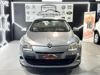 Usado Renault Mégane Dynamique 105 CV (77 kW) 2010 Azul Berlina
