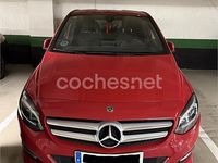 Usado Mercedes B200 136 CV (100 kW) 2018 Rojo Monovolumen