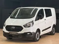 Usado Ford 300 Trend 125 CV (91 kW) 2019 Blanco Familiar