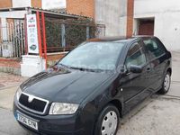 Usado Skoda Fabia Fresh 75 CV (55 kW) 2004 Negro Berlina