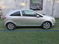Usado Opel Corsa 90 CV (66 kW) 2008 Gris / plata Utilitario