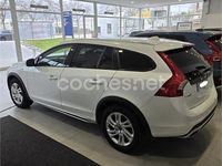 Usado Volvo V60 CC 150 CV (110 kW) 2017 Blanco Familiar