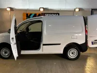Usado Renault Kangoo 75 CV (55 kW) 2019 Blanco Monovolumen