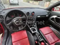 Usado Audi A3 Attraction 140 CV (102 kW) 2006 Rojo Utilitario