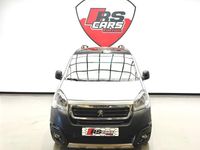 Usado Peugeot Partner Tepee Style 120 CV (88 kW) 2018 Gris / plata Monovolumen