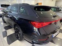 Käytetty Cupra Leon 150 HP (110 kW) 2024 Musta Farmari