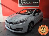 Usado Kia ProCeed 110 CV (80 kW) 2015 Blanco Berlina