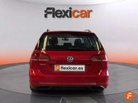 Usado VW Golf VII Advance 116 CV (85 kW) 2019 Rojo Familiar