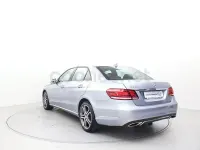 Usado Mercedes E220 170 CV (125 kW) 2016 Gris / plata Berlina