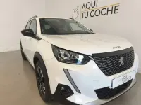 Usado Peugeot 2008 Allure 130 CV (95 kW) 2022 Blanco SUV