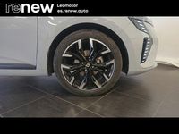 Usado Renault Clio V Techno 115 CV (84 kW) 2025 Gris Berlina