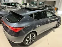 Nuevo Seat Leon FR 150 CV (110 kW) 2026 Gris / plata Berlina