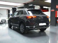 Usado VW T-Roc Sportline 190 CV (139 kW) 2021 Gris SUV