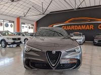 Usado Alfa Romeo Stelvio 510 CV (375 kW) 2018 Gris / plata SUV