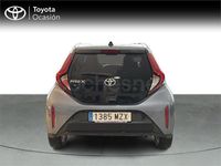Usado Toyota Aygo X Play 72 CV (52 kW) 2025 Gris / plata SUV
