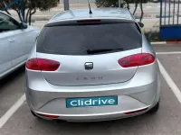Usado Seat Leon Reference 90 CV (66 kW) 2010 Gris Utilitario