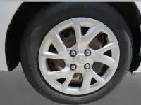 Usado Hyundai i10 Classic 87 CV (63 kW) 2019 Blanco Utilitario