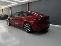 Usado Tesla Model 3 RWD 205 kW (280 CV) 2024 Rojo Berlina