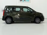 Usado Citroën Berlingo 102 CV (75 kW) 2025 Verde Monovolumen