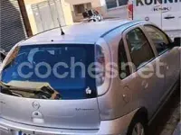 Usado Opel Corsa Cosmo 80 CV (58 kW) 2005 Gris / plata Utilitario