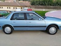 Usado Oldsmobile Cutlass 112 CV (82 kW) 1990 Azul claro Berlina