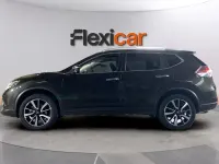 Usado Nissan X-Trail N-Connecta 131 CV (96 kW) 2016 Verde SUV
