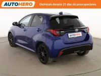 Usado Toyota Yaris Hybrid Style 116 CV (85 kW) 2022 Azul Berlina