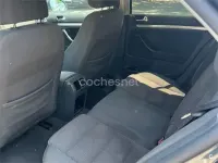 Usado VW Jetta Advance 140 CV (102 kW) 2006 Azul Berlina