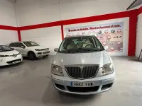 Usado Lancia Phedra 120 CV (88 kW) 2006 Gris / plata Monovolumen