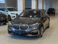 Usado BMW 120 Luxury Line 190 CV (139 kW) 2021 Gris / plata Utilitario
