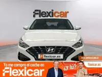Usado Hyundai i30 136 CV (100 kW) 2021 Blanco Berlina