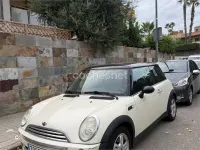 Usado Mini Cooper 115 CV (84 kW) 2005 Beige Utilitario