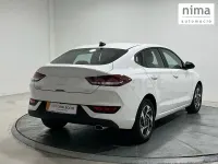Nuevo Hyundai i30 100 CV (73 kW) 2026 Blanco Berlina