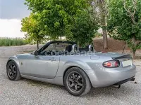 Usado Mazda MX5 Active 126 CV (92 kW) 2007 Gris / plata Descapotable