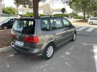 Usado VW Touran Advance 105 CV (77 kW) 2012 Marrón Monovolumen