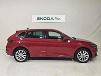 Usado Skoda Scala Style 110 CV (80 kW) 2022 Rojo Utilitario