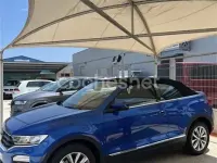 Usado VW T-Roc Style 110 CV (80 kW) 2021 Azul SUV