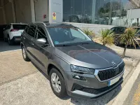 Usado Skoda Karoq Ambition 150 CV (110 kW) 2022 Gris / plata SUV