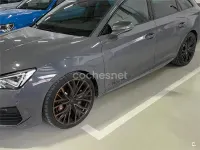 Usado Cupra Leon 310 CV (228 kW) 2021 Gris / plata Familiar