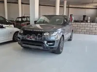 Usado Land Rover Range Rover HSE 258 CV (189 kW) 2015 Gris / plata SUV