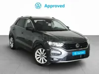 Usado VW T-Roc Advance 110 CV (80 kW) 2021 Gris / plata SUV