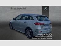 Usado Mercedes B200 AMG line 150 CV (110 kW) 2025 Gris / plateado Monovolumen