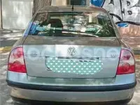 Usado VW Passat Edition 101 CV (74 kW) 2004 Gris / plata Familiar