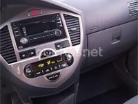 Usado Kia Carens LX 112 CV (82 kW) 2006 Negro Monovolumen