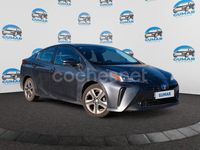Usado Toyota Prius 122 CV (89 kW) 2019 Gris / plata Berlina