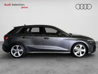 Usado Audi A3 S-Line 150 CV (110 kW) 2024 Gris / plata Berlina
