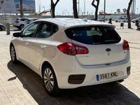 Usado Kia Ceed GT 90 CV (66 kW) 2018 Blanco Berlina