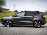 Usado Ford Kuga ST-Line 150 CV (110 kW) 2017 Gris / plata SUV